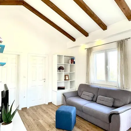 Apartmán Maja Betina (Sibenik-Knin)