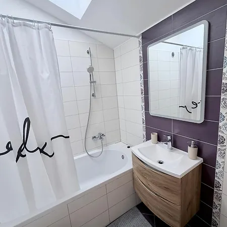 Maja Apartmán *