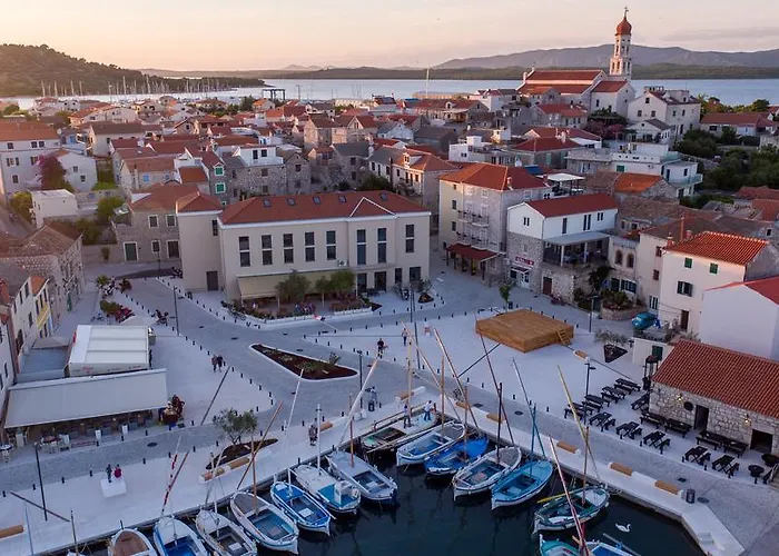 Maja * Betina (Sibenik-Knin)